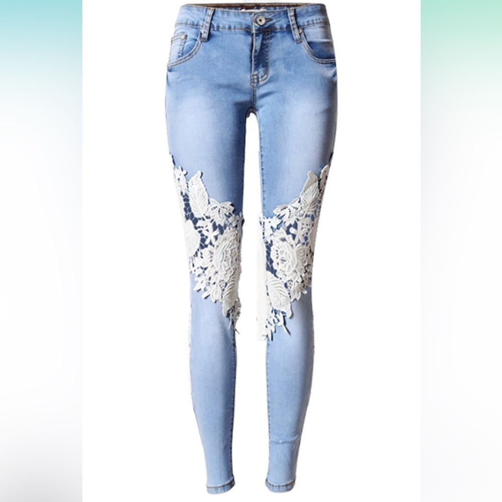 Light Blue Lace-Appliqué Skinny Jeans